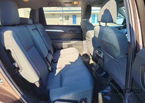 2019 Toyota Highlander Le from USA, damaged, VIN 5TDBZRFH6KS998655